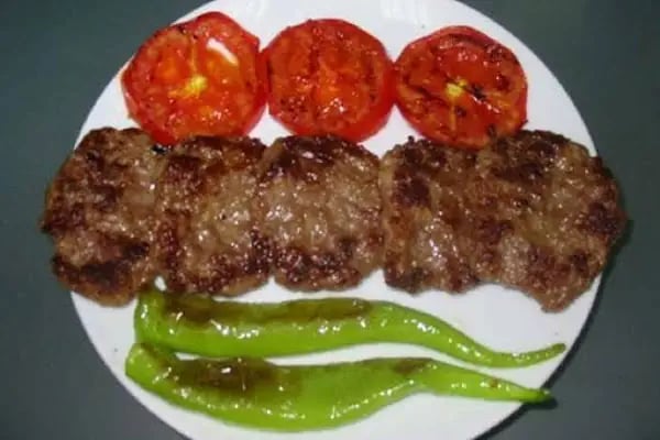 Zigana Dağ Restaurant &amp; Et Mangal - Resim 6
