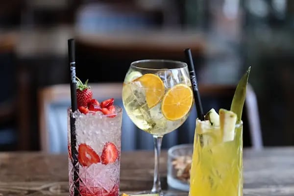 La Noche Gastro Pub - Resim 8