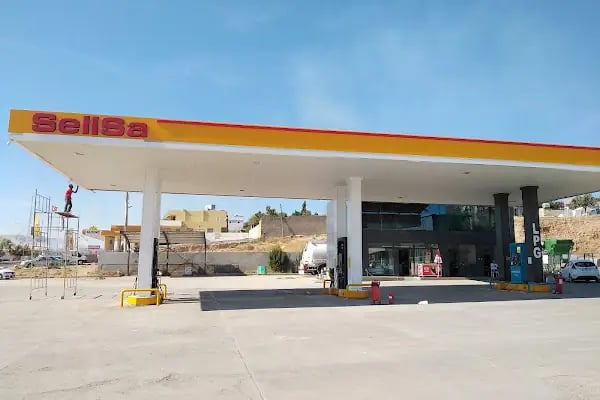 Can Karataş Petrol - Resim 1
