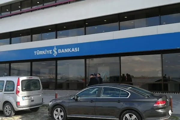 Türkiye İş Bankası İzmir Şubesi - Resim 13