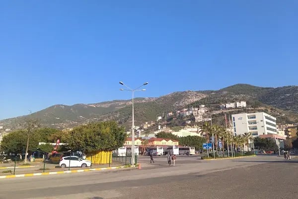 Akdeniz Seyahat-alanya Otogar Şubesi - Resim 4