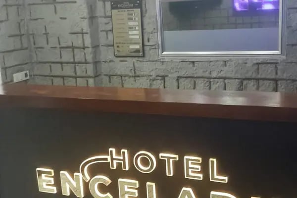 HOTEL ENCELADUS - Resim 4
