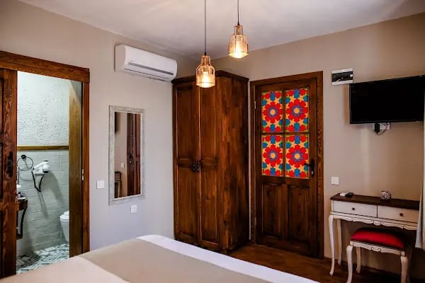 Yenifoça Sim Otel - Resim 11