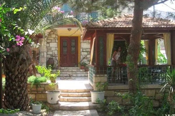 Arhalya Taş Konak - Resim 14