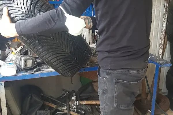 Kunt Oto LASTİK SERVISI - Resim 18