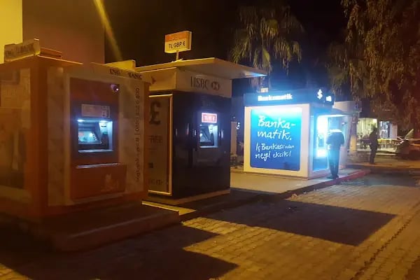 İŞ BANKASI ATM - Resim 2