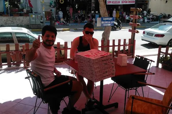 PİZZA Cafe 42 - Resim 2