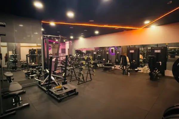 Ennfitclub Kadınlara Özel Spor Merkezi - Resim 18