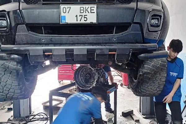 Oto Mekaniker Özel Servis - Resim 11