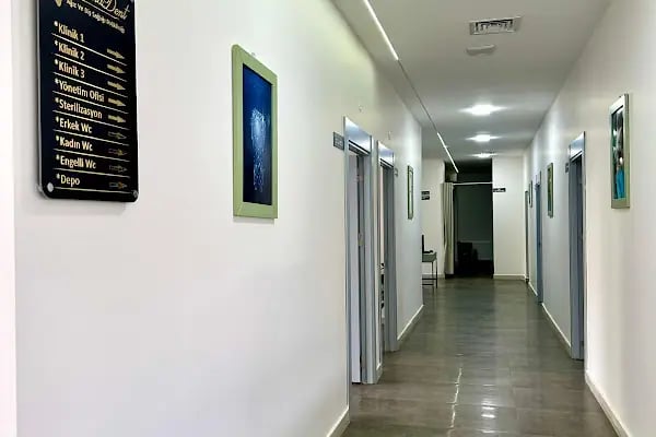 VAN LİNA DENT AĞIZ VE DİŞ SAĞLIĞI POLİKLİNİĞİ - Resim 4