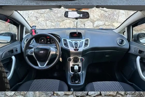 SIFIR 6 MOTORS RENT A CAR - OTO KİRALAMA - Resim 19