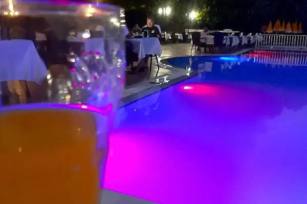 Meriç restaurant ve havuz - Resim 13