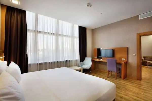 Hilton Garden Inn Kocaeli Şekerpınar - Resim 2