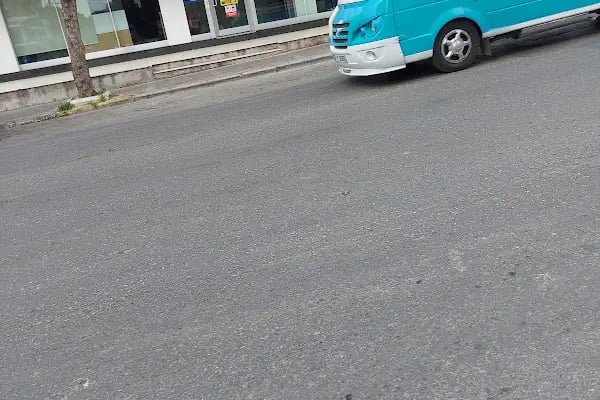 Yapı Kredi - Buca Menderes Caddesi Şubesi - Resim 3