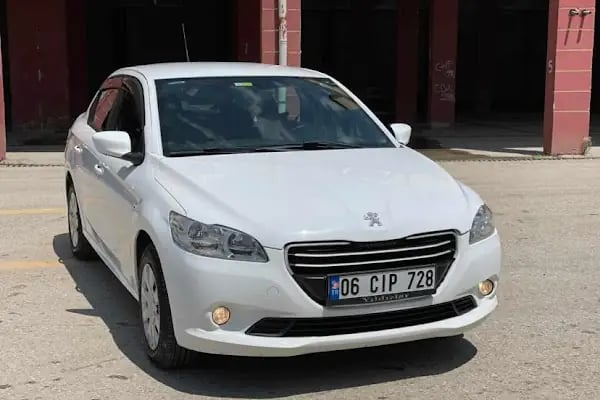 İz Rent A Car - Resim 8