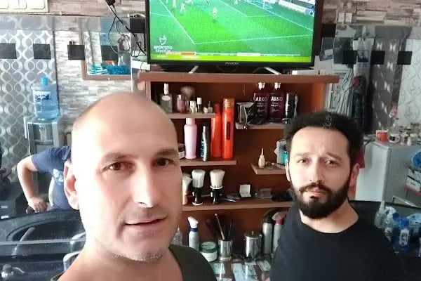 Siyah İnci Erkek Kuaförü - Resim 5