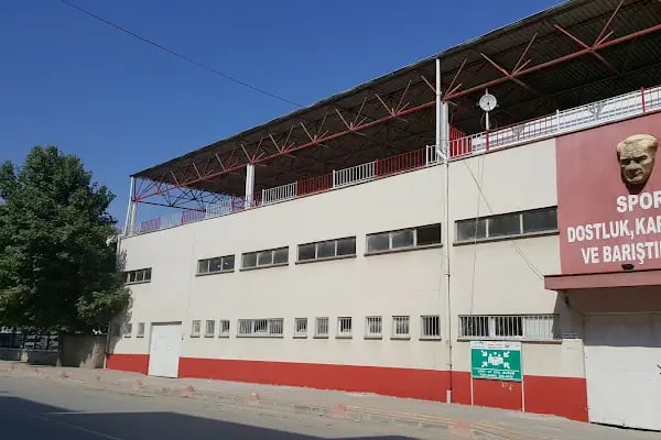 Gemlik Atatürk Stadı - Resim 4