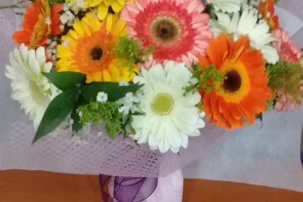 Ivy istanbul Flowers&amp;Cafe - Resim 12