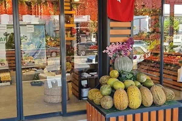 Çilek Manav Turgutreis Şubesi - Resim 11