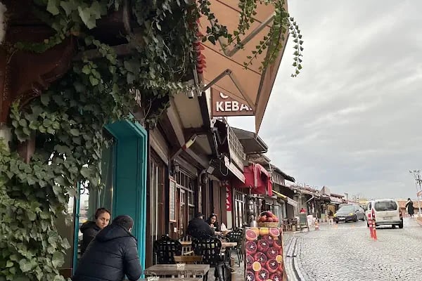 At Pazarı Sokak hediyelik eşya dükkanları - Resim 12