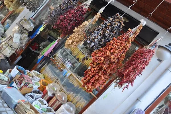 At Pazarı Sokak hediyelik eşya dükkanları - Resim 2