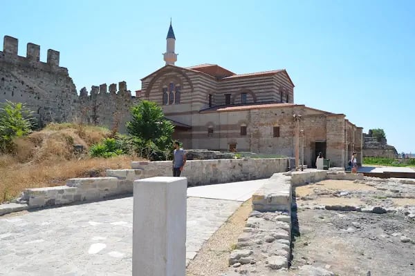İSTANBUL ÜNV. EDEBİYAT FAKÜLTESİ ENEZ AİNOS BÖLGESİ ARKEOLOJİK KAZI VE ARAŞTIRMA MER. - Resim 10
