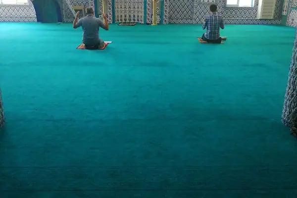 Bayraklı Müftülüğü Genç Camii - Resim 17