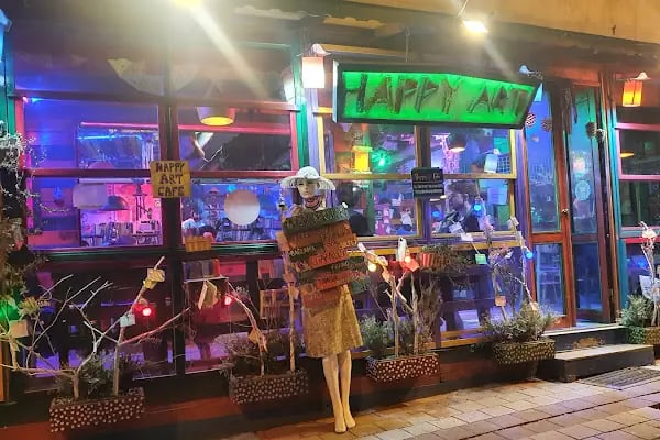 Happy Art Cafe - Resim 2