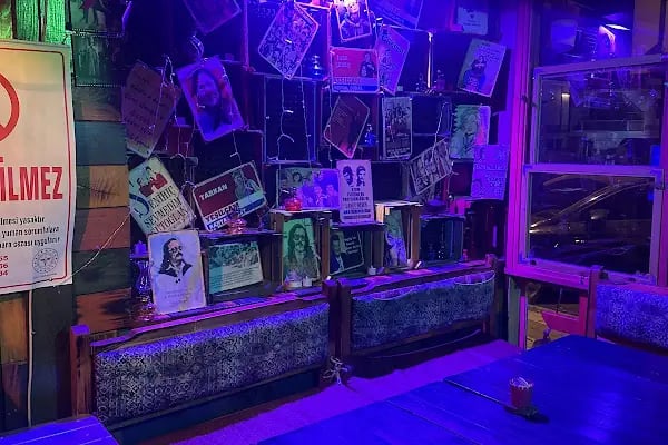 Happy Art Cafe - Resim 5