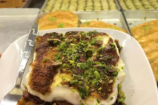 Kepiroğlu Pastanesi - Resim 13