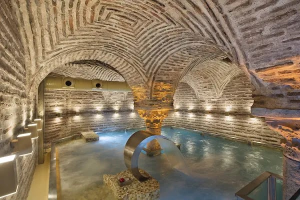 Navitas Spa Sarnıç, Curio Collection by Hilton Hagia Sofia - Resim 2