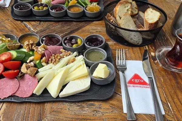 Egro | Cafe - Bistro - Restaurant - Resim 16