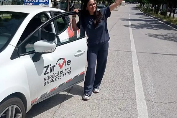 Zirve Sürücü Kursu - Resim 4