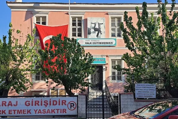 Bornova Halk Eğitim Merkezi - Resim 6