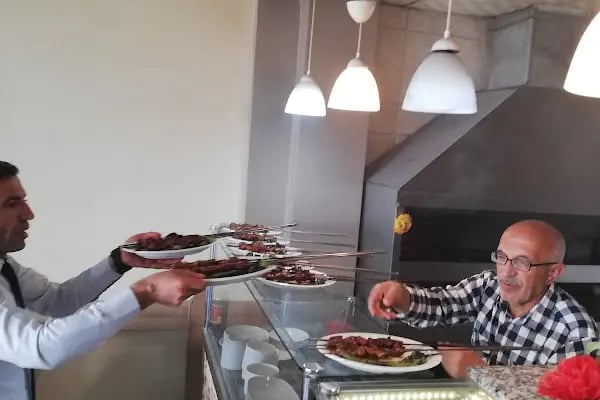 KERVAN CİGER PAÇA KEBAP salonu - Resim 9