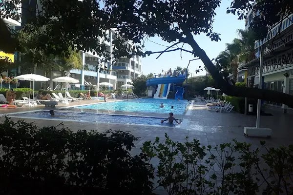 Lory Queen Residence - Resim 9