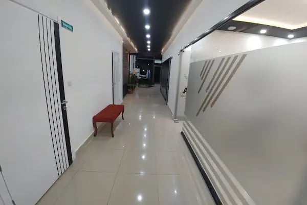 ÖZEL ALİ RIZA ŞAHİN AĞIZ VE DİŞ SAĞLIĞI POLİKLİNİĞİ - Resim 7
