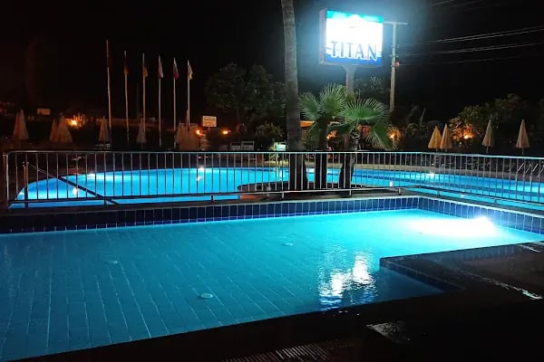Club Hotel Titan - Resim 17