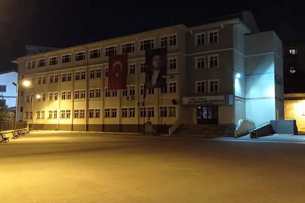 Dr. Sadık Ahmet Ortaokulu - Resim 4