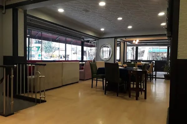 Paris Cafe - Resim 8