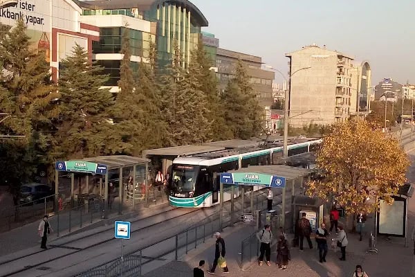 Fuar Tramvay Durağı - Resim 4