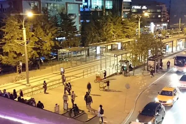 Fuar Tramvay Durağı - Resim 15