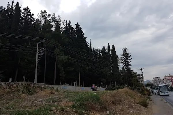 Alanya Belediyesi Hatipoğlu Hasanağa Mezarlığı - Resim 1