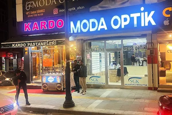 Moda optik - Resim 1