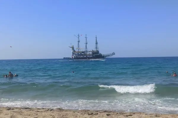Havana Beach Club - Resim 13