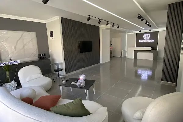 AKŞEHİR DENT MOON AĞIZ VE DİŞ SAĞLIĞI POLİKLİNİĞİ - Resim 11