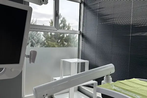 Güney Ağız Ve Diş Sağlığı Polikliniği - Etimesgut Diş Kliniği - Resim 9