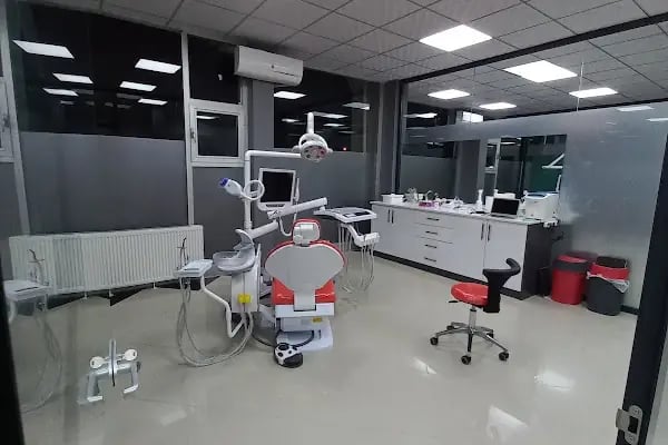 Güney Ağız Ve Diş Sağlığı Polikliniği - Etimesgut Diş Kliniği - Resim 10