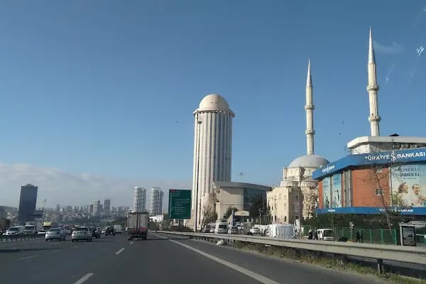 Türkiye İş Bankası İSTOÇ/İstanbul Şubesi - Resim 4