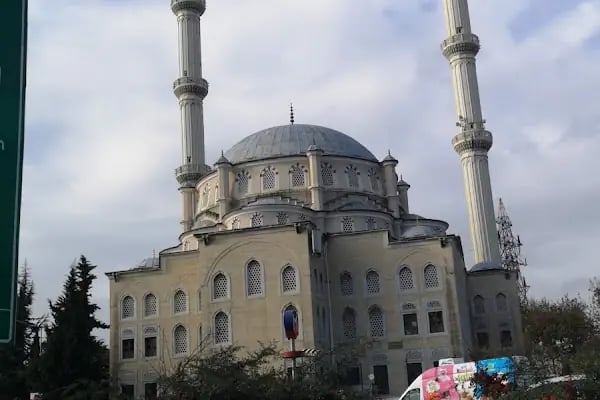Türkiye İş Bankası İSTOÇ/İstanbul Şubesi - Resim 3